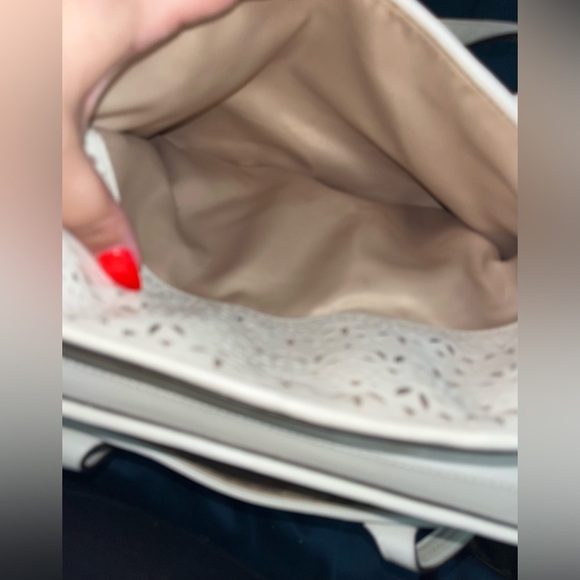 Coach Taylor Eyelet Leather Carry All #F27391 White Bag Tote, White Creme - Picture 13 of 16